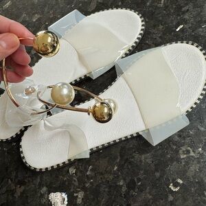 Chic White Casual flat sandal with pearl ring ankle strap